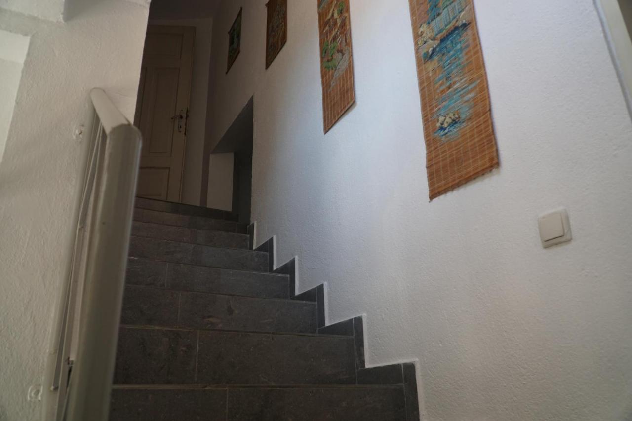 Albaniantrip Rooms And Apartments Τίρανα Εξωτερικό φωτογραφία